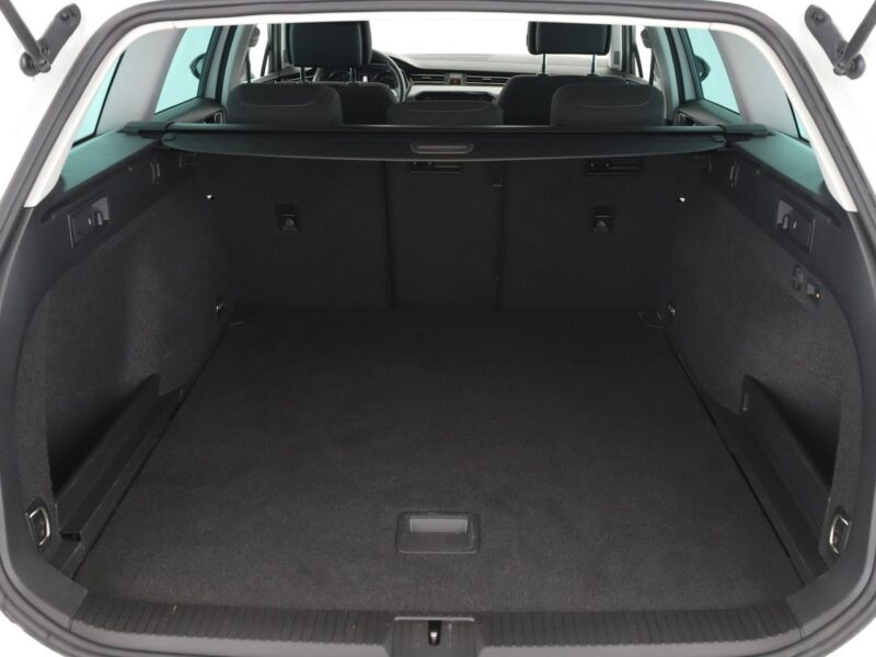 Volkswagen Passat GRATIS! Pakiet Serwisowy o wartości 1200 zł! B8 (2014-2023)