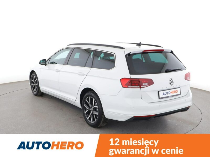 Volkswagen Passat GRATIS! Pakiet Serwisowy o wartości 1200 zł! B8 (2014-2023)