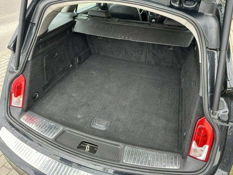 Opel Insignia Moc 170, nawigacja, czujniki przód i tył, bluetooth, światła dzienne A (2008-2017)
