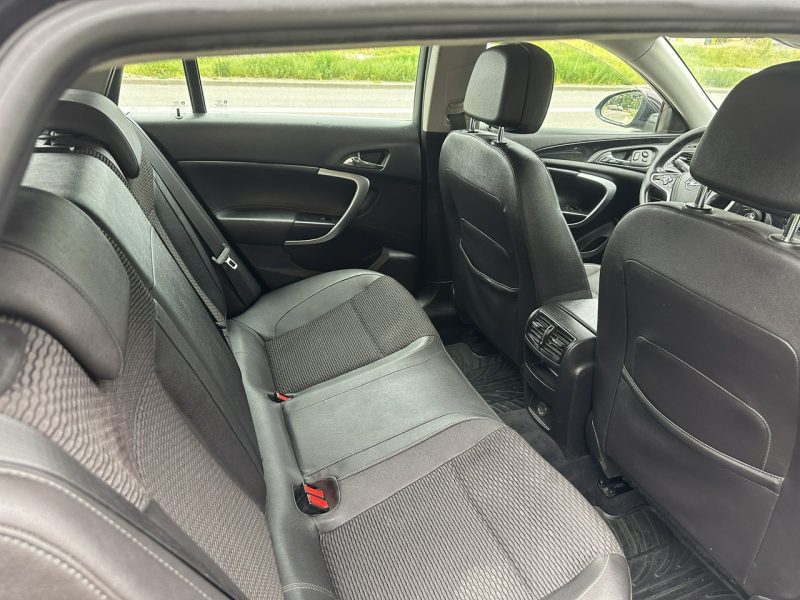 Opel Insignia Moc 170, nawigacja, czujniki przód i tył, bluetooth, światła dzienne A (2008-2017)