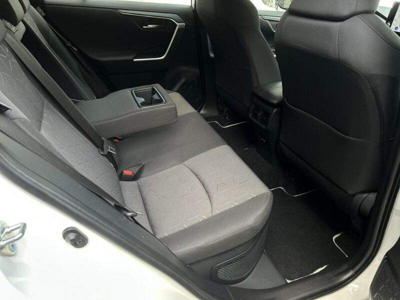 Toyota RAV-4 2.5 HSD 222KM 4x4 COMFORT , salon Polska, gwarancja, FV23% V (2018)