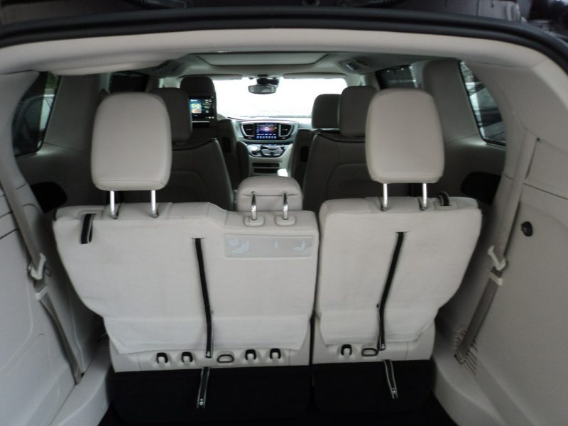 Chrysler Pacifica Sprzedam ładnego CHRYSLERA PACIFICE 3.6 HYBRYDA