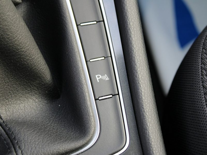 Volkswagen Golf Comfortline A Gwarancja Auto-Hold VII (2012-)