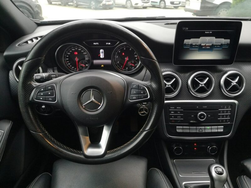 Mercedes A 180 1,6 16v 122KM Klimatronik Navigacja Alu Skóra Gwarancja W176 (2012-)