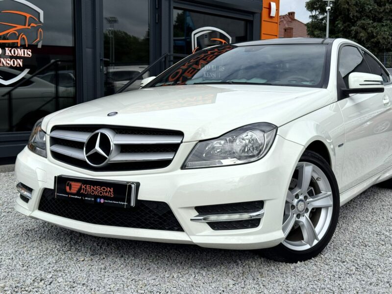 Mercedes C 250 AMG, Oryginalny przebieg, Panorama dach otwierana, LED W204 (2007-2014)