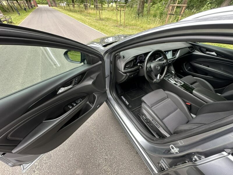 Opel Insignia Cosmo Tourer 2.0 CDTI 170 km Bose AGR Navi Alu17'' Full Led Super Stan B (2017-)