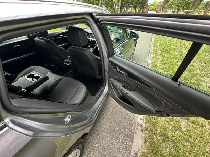 Opel Insignia Cosmo Tourer 2.0 CDTI 170 km Bose AGR Navi Alu17'' Full Led Super Stan B (2017-)