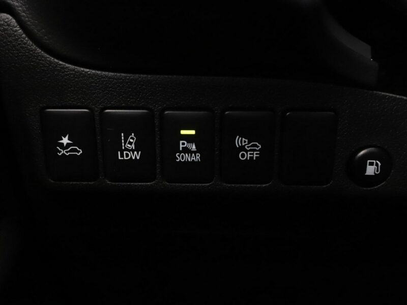 Mitsubishi Outlander PHEV 4x4 automat navi kamera grzane fotele hak tempomat III (2012-)