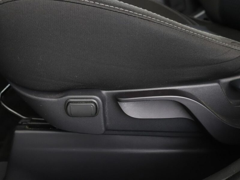 Mitsubishi Outlander PHEV 4x4 automat navi kamera grzane fotele hak tempomat III (2012-)