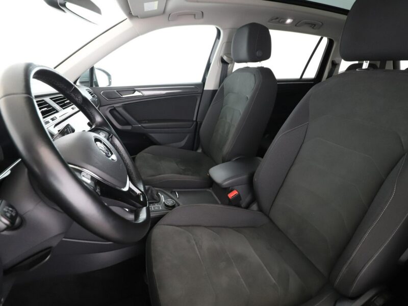 Volkswagen Tiguan GRATIS! Pakiet Serwisowy o wartości 700 zł! II (2016-2024)