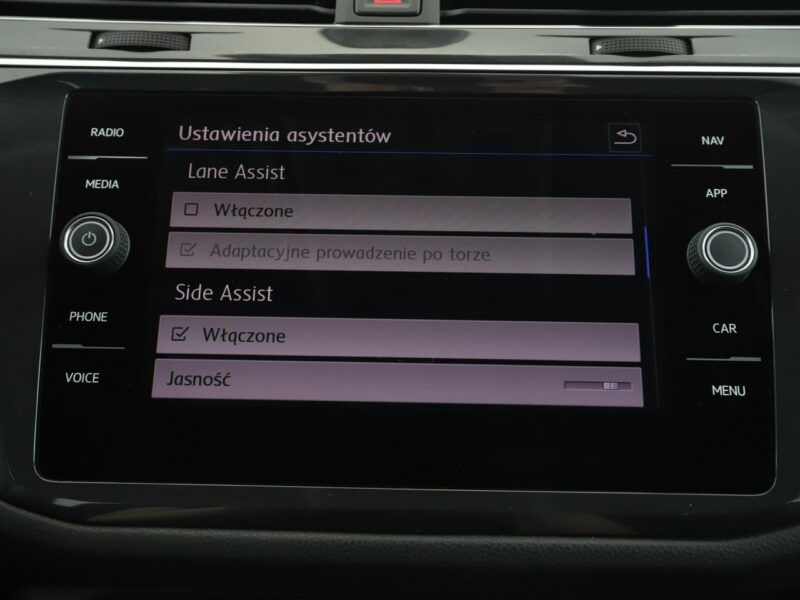 Volkswagen Tiguan GRATIS! Pakiet Serwisowy o wartości 700 zł! II (2016-2024)