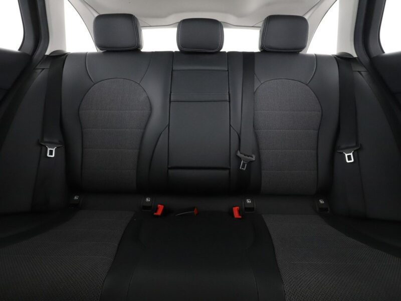 Mercedes C 300 FV23 C300de PHEV LIFT Avantgarde Navi Grzane Fotele Virtual Kamera LED W205 (2014-2021)