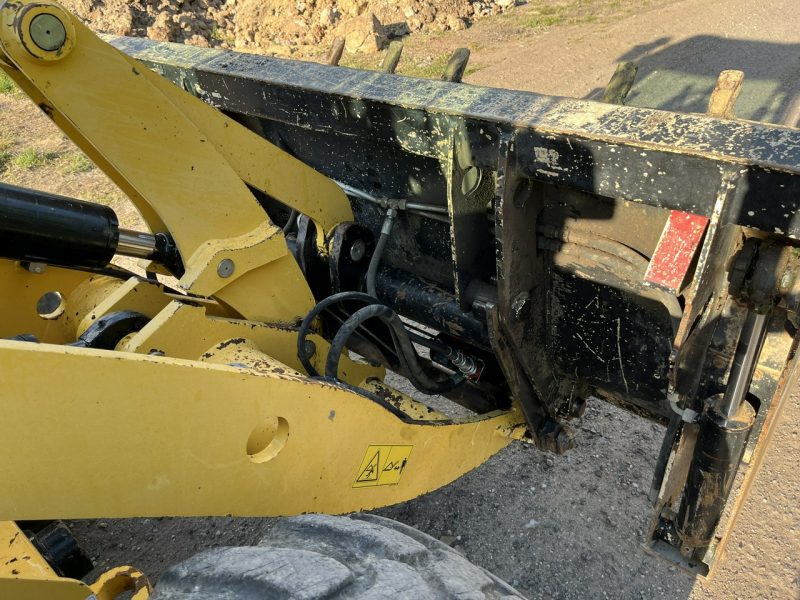 duża kołowa Yanmar Yanmar V80