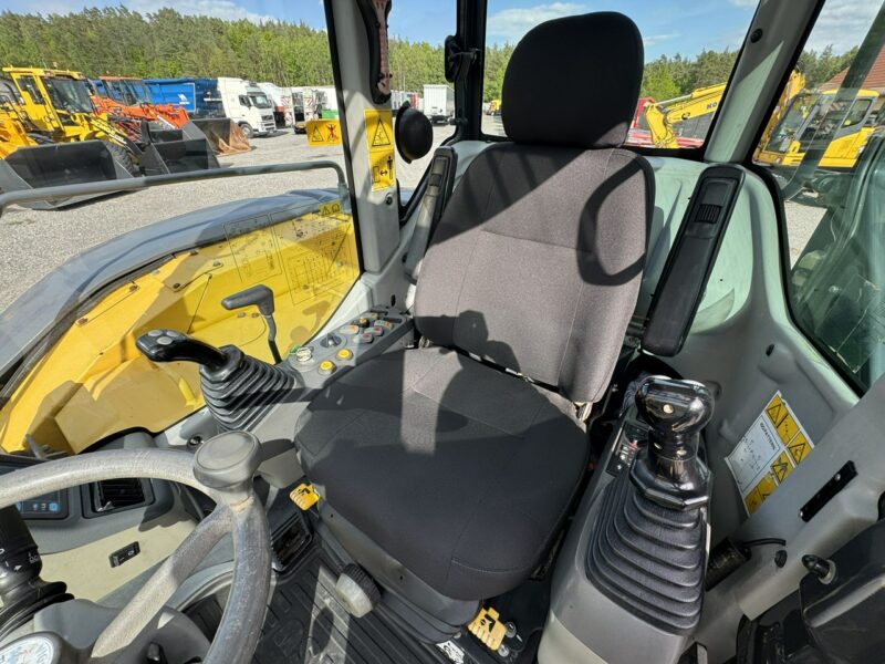 kołowa Komatsu PW 98 MR 8 Pług + Podpory 10ton Szybkozłącze Łyżka Skarpowa Uchylna Nowe Opony Świeżo Sprowadzona Super Stan !!!