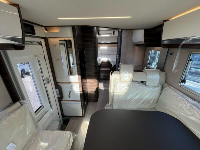 samochody kempingowe Laika EcoVip L 4009 Od ręki - Premierowa Laika w wydaniu EcoVip !