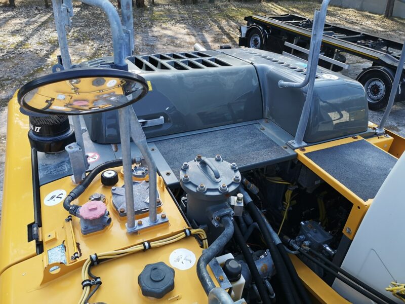 gąsienicowa Liebherr R922 LC Pełna Opcja 2019 Rok Produkcji Szybkozłącze Serwisowana! Jeden Właściciel! Silnik 150 KM Bez Adblue! Masa Własna 23900 KG!