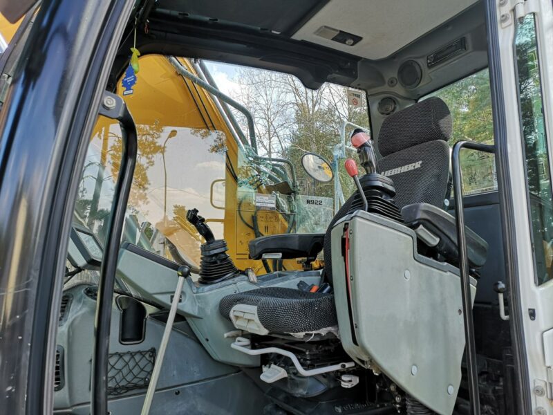 gąsienicowa Liebherr R922 LC Pełna Opcja 2019 Rok Produkcji Szybkozłącze Serwisowana! Jeden Właściciel! Silnik 150 KM Bez Adblue! Masa Własna 23900 KG!