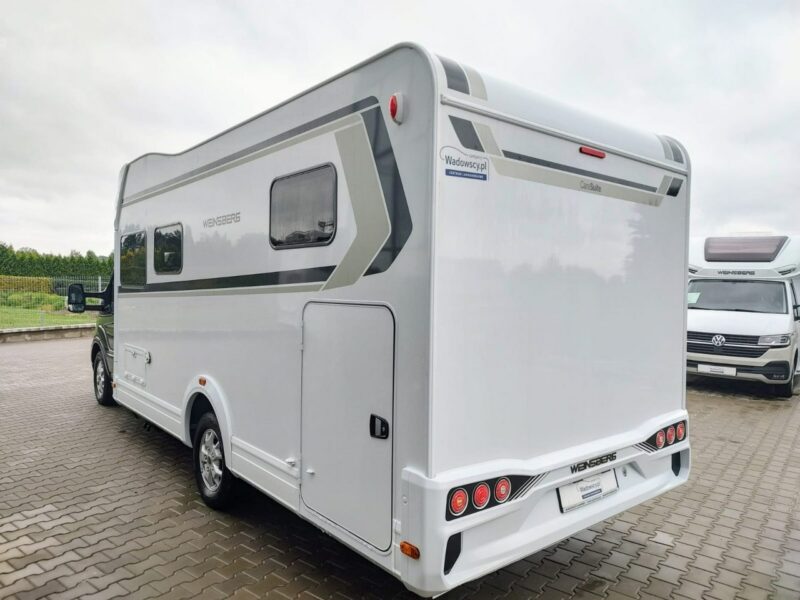 samochody kempingowe Weinsberg CaraSuite Ford 700 MEG 4-osobowa półintegra na nowym podwoziu Ford. Kraków!