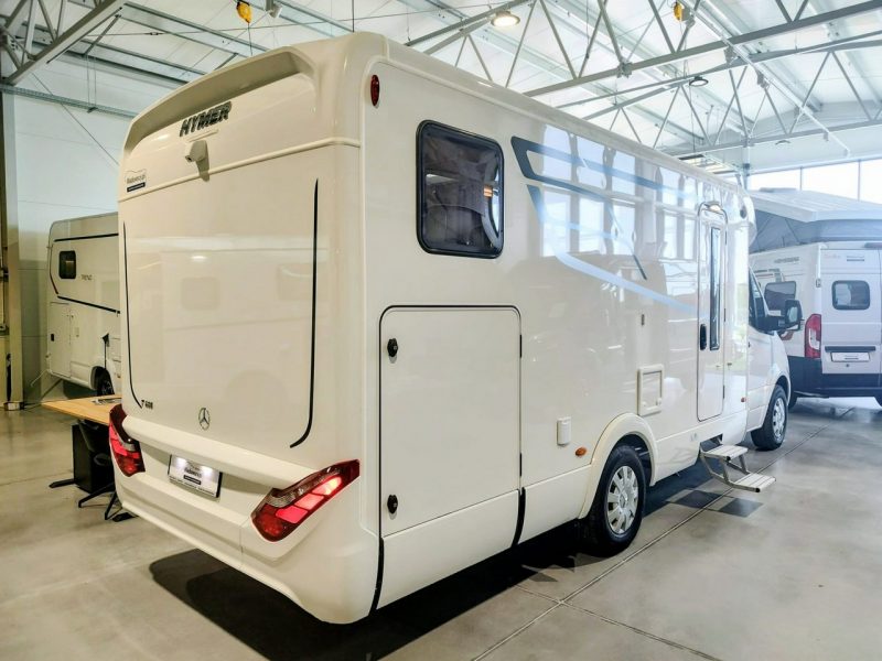 samochody kempingowe Hymer-Eriba Tramp S 680 4 os. Półintegra na podwoziu Mercedesa w atrakcyjnej cenie! Kraków