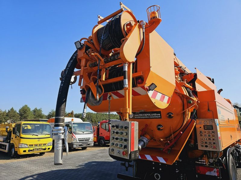 MAN Wiedemann SUPER 2000 4x2 WUKO RECYKLING do zbierania odpadów WUKO asenizacyjny separator beczka odpady czyszczenie kanalizacja
