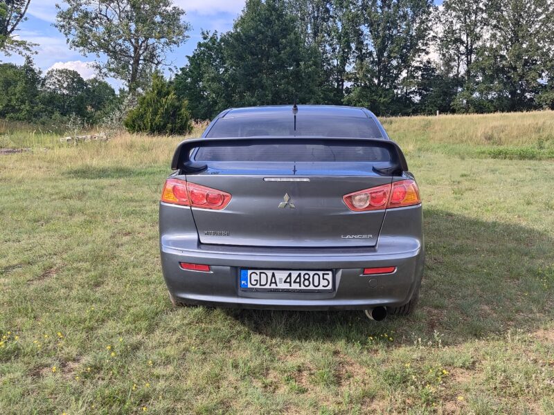 Mitsubishi Lancer