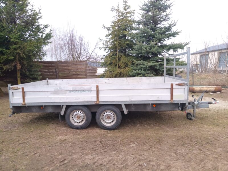 Przyczepa laweta 2700kg dmc
