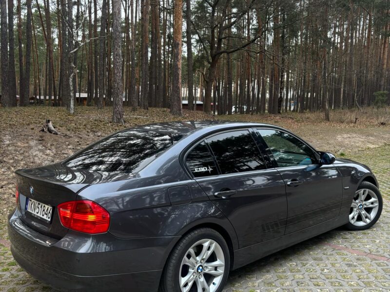 BMW e90