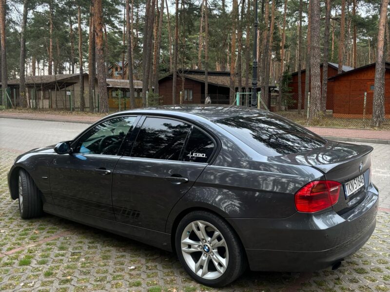 BMW e90