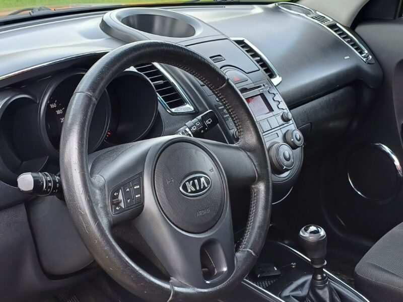Sprzedam samochód KIA SOUL