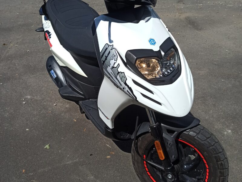 Piaggio New typhoon 125 4t