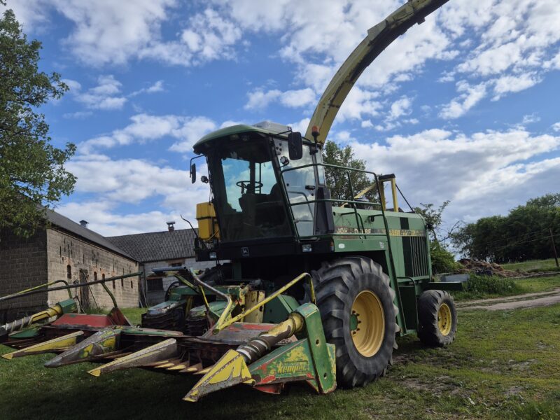 Sieczkarnia do kukurydzy John deere 6710, kemper, podbieracz