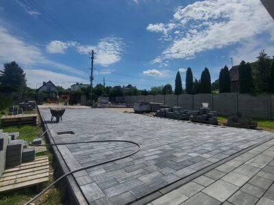Usługi minikoparka i wywrotka 3.5t, prace brukarskie, brukarstwo