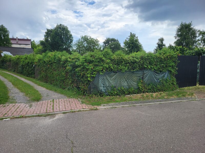 Sprzedam działkę budowlaną 6.7 ara Parczew ul. KRZYWA