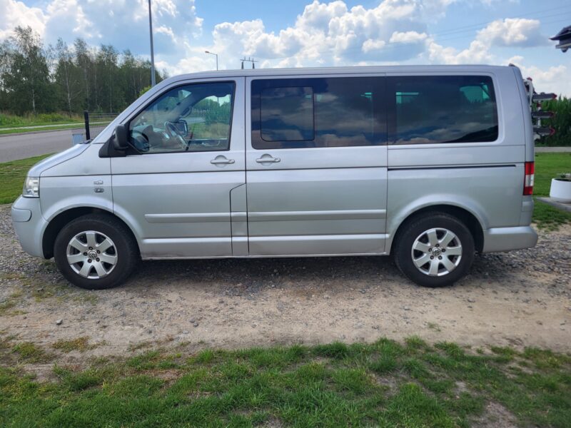 Vw t5 multivan 2004 rok