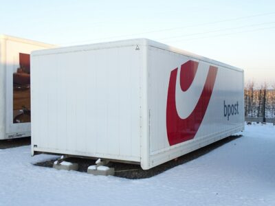 Inna Zabudowa Kontener Sprowadzona Aluminiowa zabudowa, Podramówka Ocynkowana, 6.65m dł. 2.48m sze. 1.80m