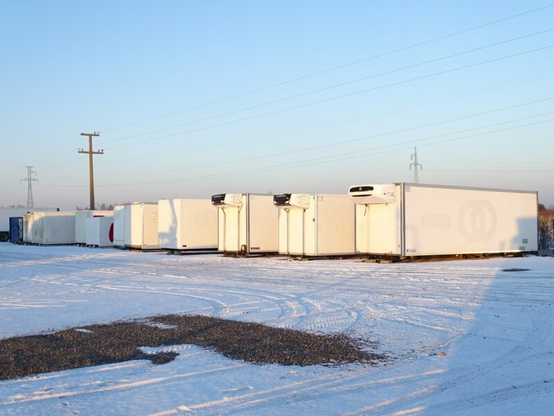 Inna Zabudowa Kontener Sprowadzona Aluminiowa zabudowa, Podramówka Ocynkowana, 6.65m dł. 2.48m sze. 1.80m