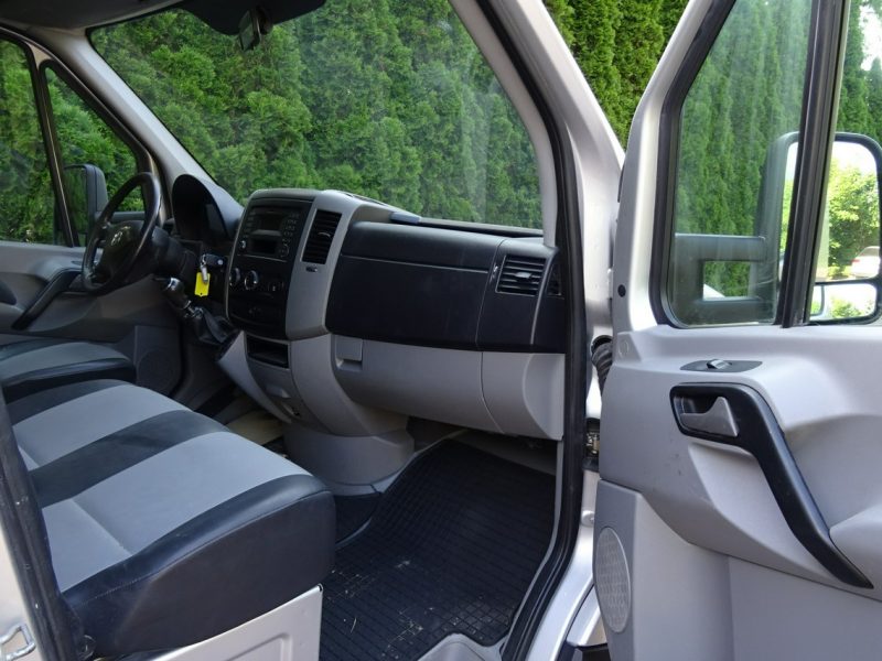 Volkswagen CRAFTER 2.0TDI 163KM 3 stronna wywrotka aluminiowa, 3 osobowa Volkswagen Crafter 2,0 TDI 163 km 3 stronna wywrotka Sprowadzona
