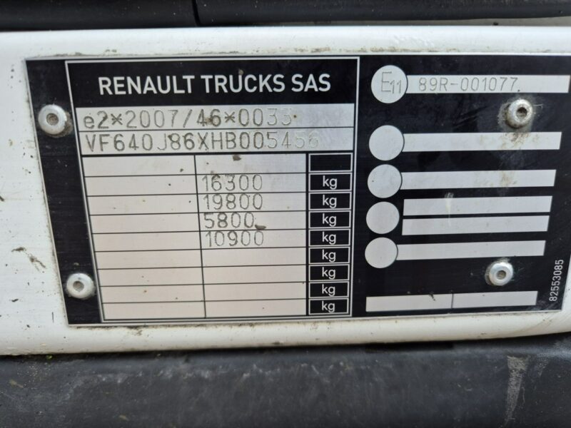 Renault d 16