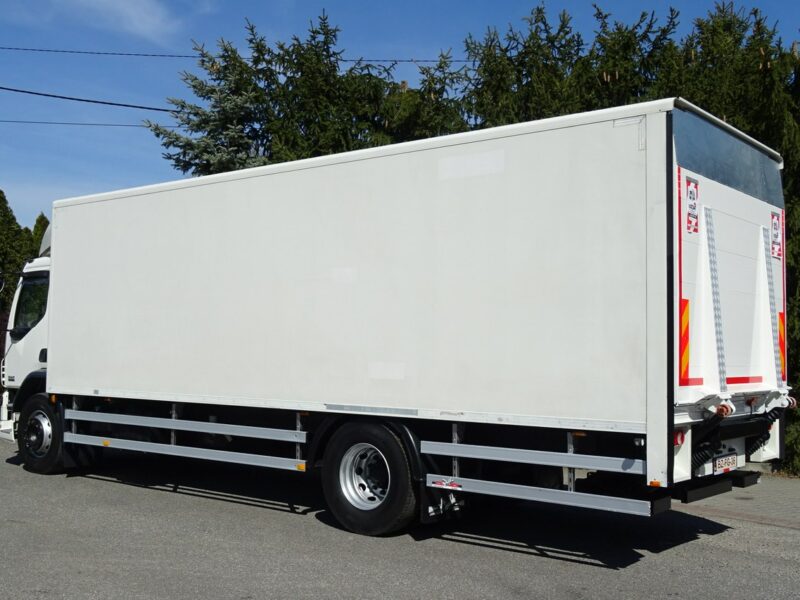DAF LF 55.220 Euro 5 Kontener 20palet winda sprowadzony DAf LF 55.220 Euro 5 kontener 20 palet duża winda klapa Piękny, sprow