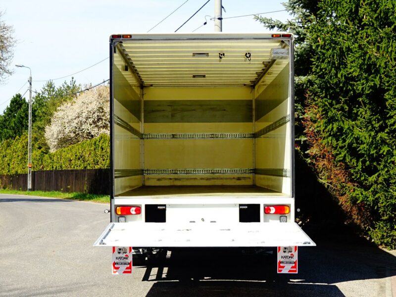 DAF LF 55.220 Euro 5 Kontener 20palet winda sprowadzony DAf LF 55.220 Euro 5 kontener 20 palet duża winda klapa Piękny, sprow