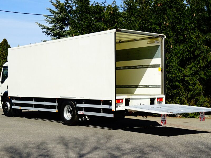DAF LF 55.220 Euro 5 Kontener 20palet winda sprowadzony DAf LF 55.220 Euro 5 kontener 20 palet duża winda klapa Piękny, sprow