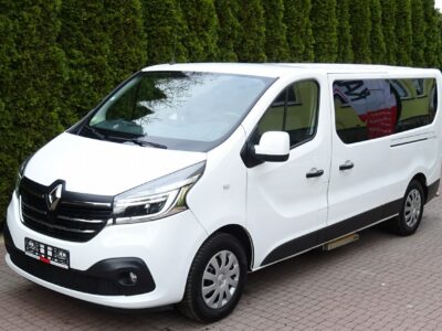 Renault TRAFIC L2H1 2.0dci 150km,9 osobowy Tylko 134000km! jak nowy ! Renault Trafic L2H1 tylko 134tys.km! 2.0dci AUTOMAT, 150Km, Sprowadzon