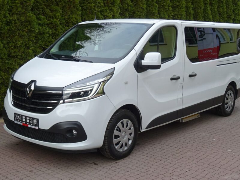 Renault TRAFIC L2H1 2.0dci 150km,9 osobowy Tylko 134000km! jak nowy ! Renault Trafic L2H1 tylko 134tys.km! 2.0dci AUTOMAT, 150Km, Sprowadzon