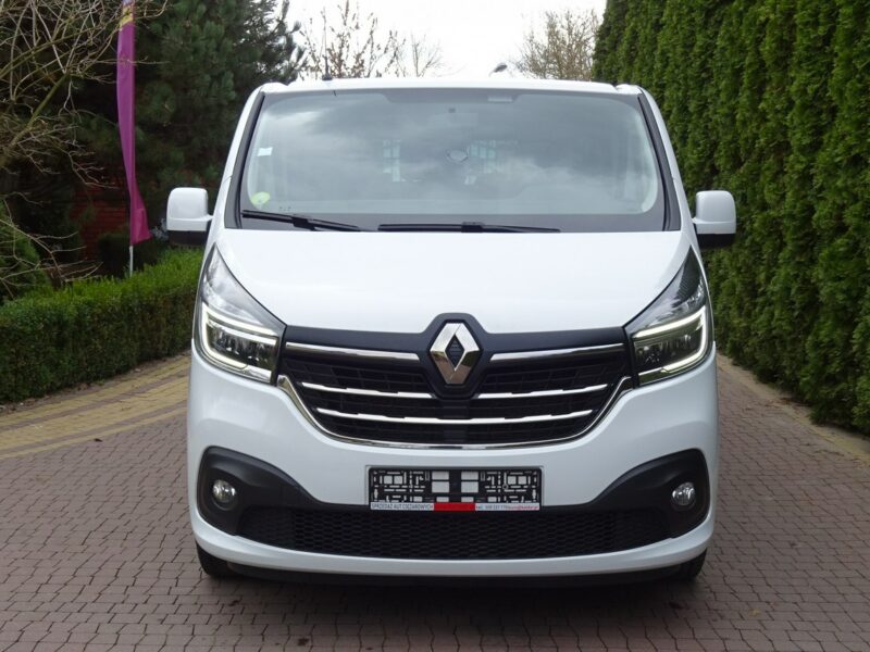 Renault TRAFIC L2H1 2.0dci 150km,9 osobowy Tylko 134000km! jak nowy ! Renault Trafic L2H1 tylko 134tys.km! 2.0dci AUTOMAT, 150Km, Sprowadzon