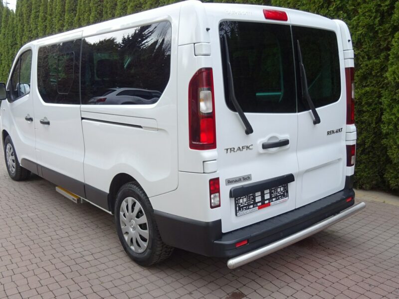 Renault TRAFIC L2H1 2.0dci 150km,9 osobowy Tylko 134000km! jak nowy ! Renault Trafic L2H1 tylko 134tys.km! 2.0dci AUTOMAT, 150Km, Sprowadzon
