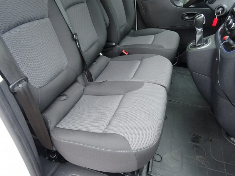 Renault TRAFIC L2H1 2.0dci 150km,9 osobowy Tylko 134000km! jak nowy ! Renault Trafic L2H1 tylko 134tys.km! 2.0dci AUTOMAT, 150Km, Sprowadzon