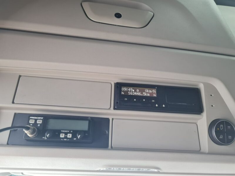 Iveco as440st