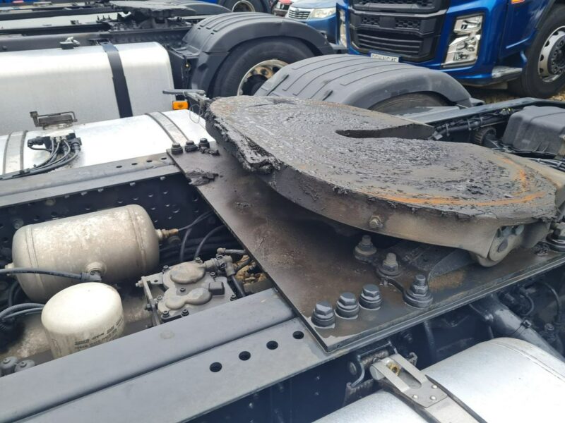 Iveco as440st