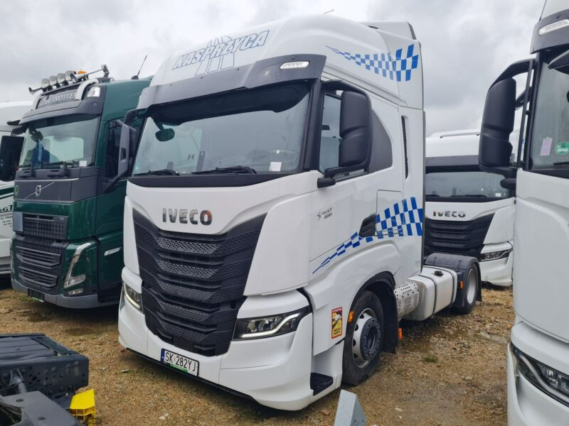 Iveco as440st