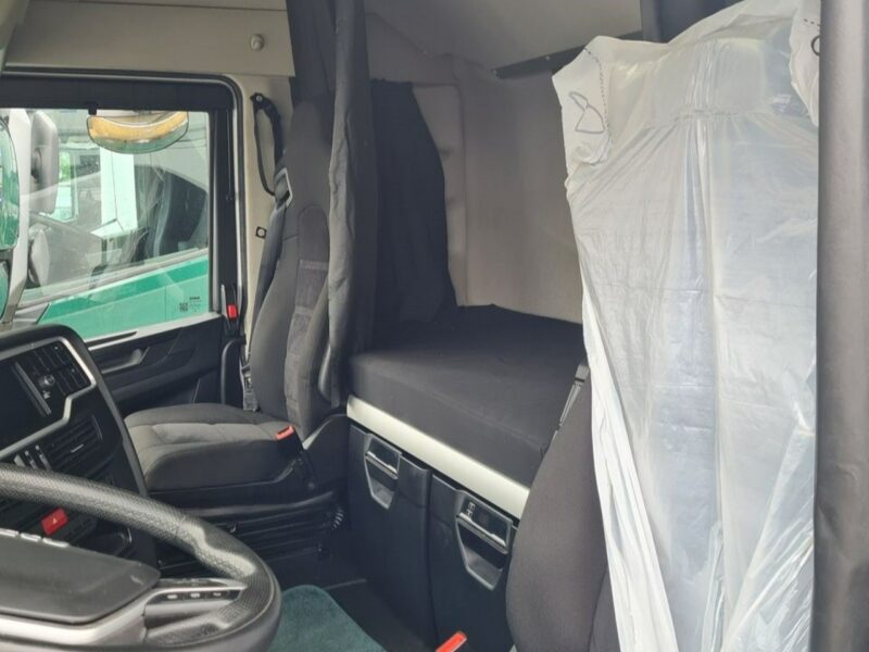 Iveco as440st